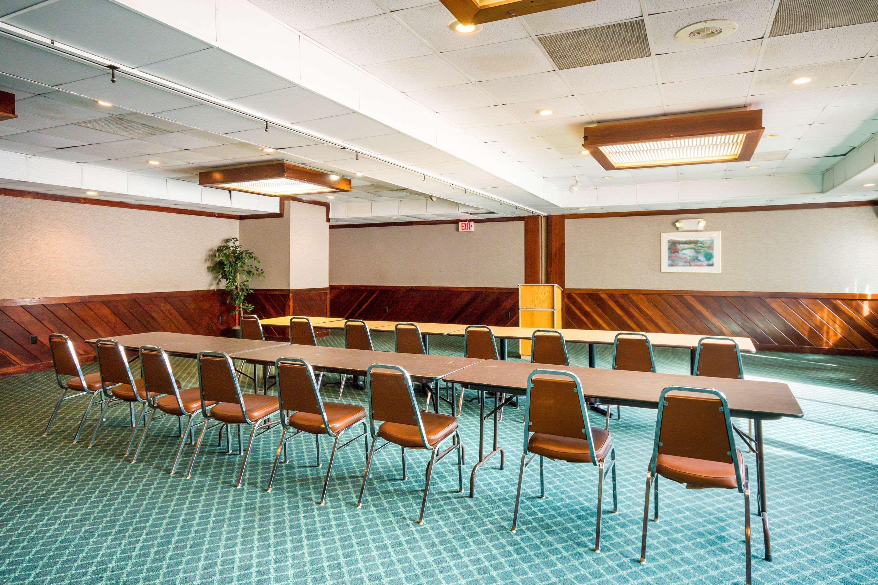 Rodeway Inn And Suites Portsmouth Exteriér fotografie