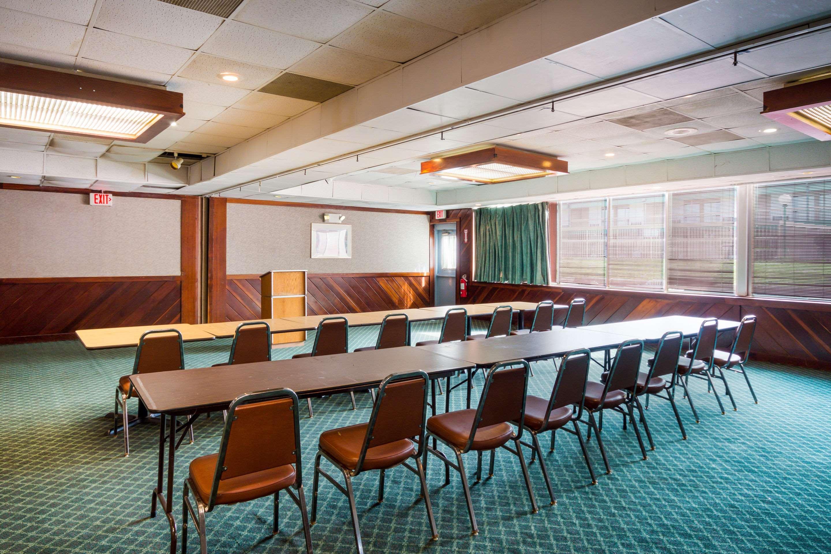 Rodeway Inn And Suites Portsmouth Exteriér fotografie