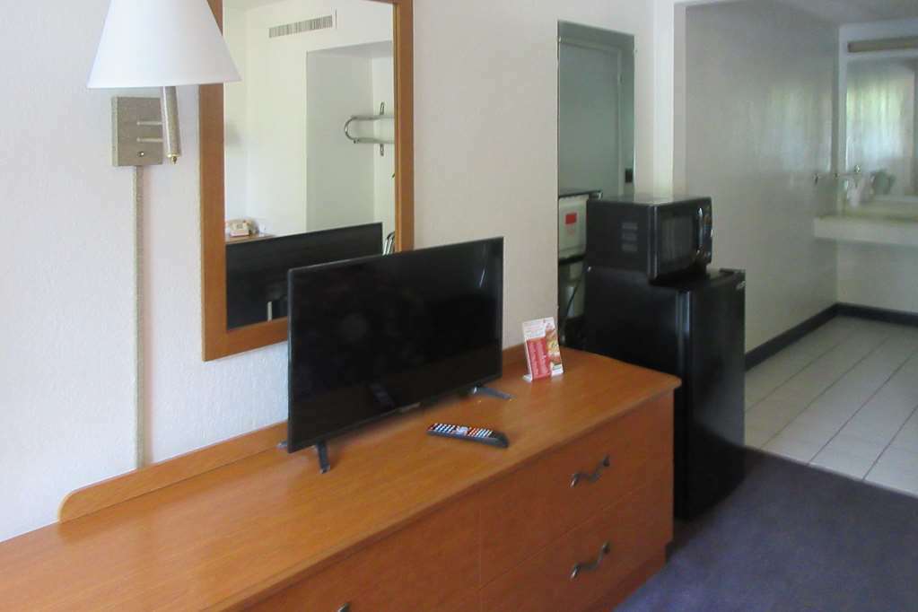 Rodeway Inn And Suites Portsmouth Pokoj fotografie